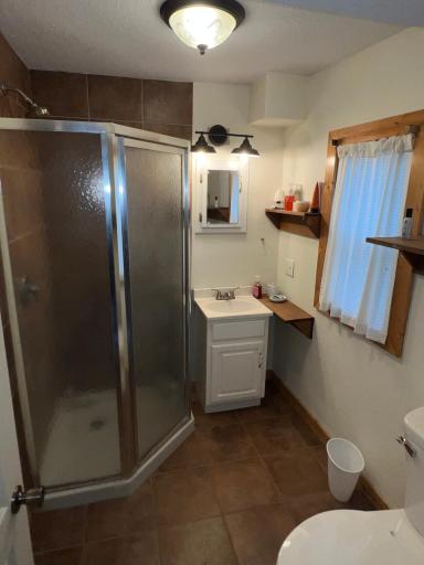 325 N 1st Street, Kellogg, MN 55945