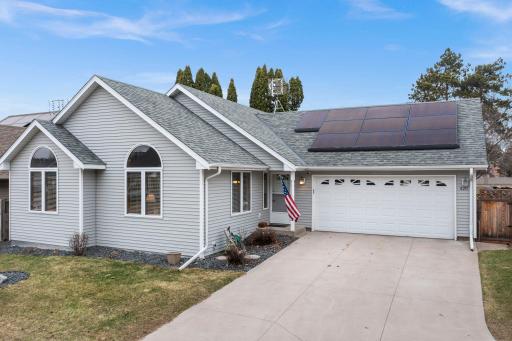 420 Village Court, Cambridge, MN 55008