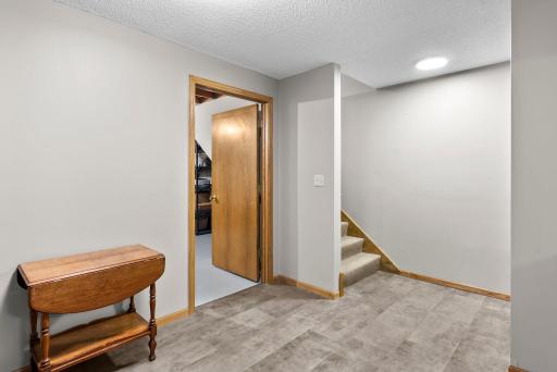 420 Village Court, Cambridge, MN 55008