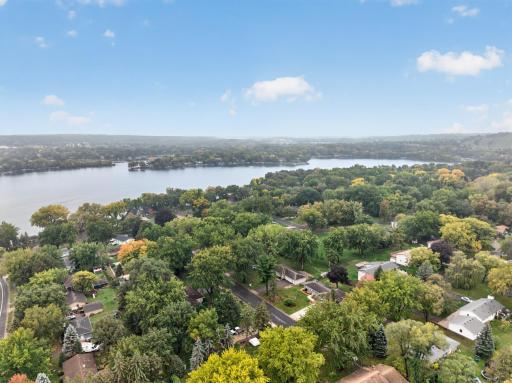724 E 152nd Street, Burnsville, MN 55306