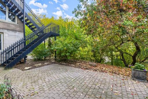Nice private patio perfect for summer days