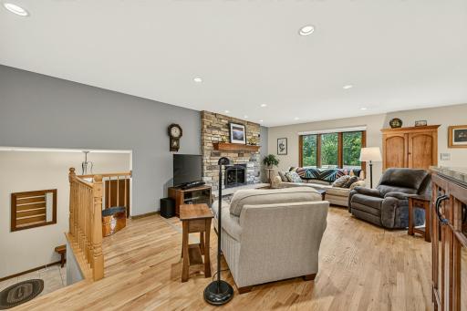 2228 Viking Drive NW, Rochester, MN 55901