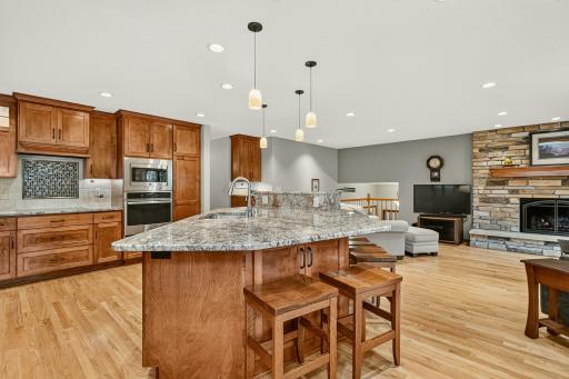 2228 Viking Drive NW, Rochester, MN 55901