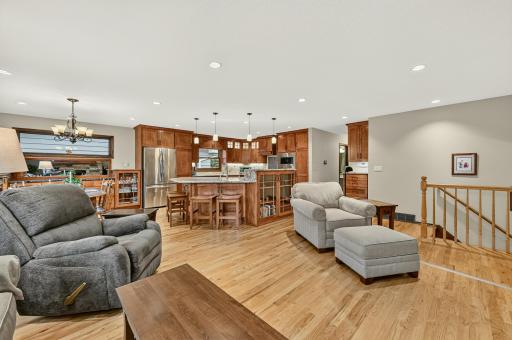 2228 Viking Drive NW, Rochester, MN 55901