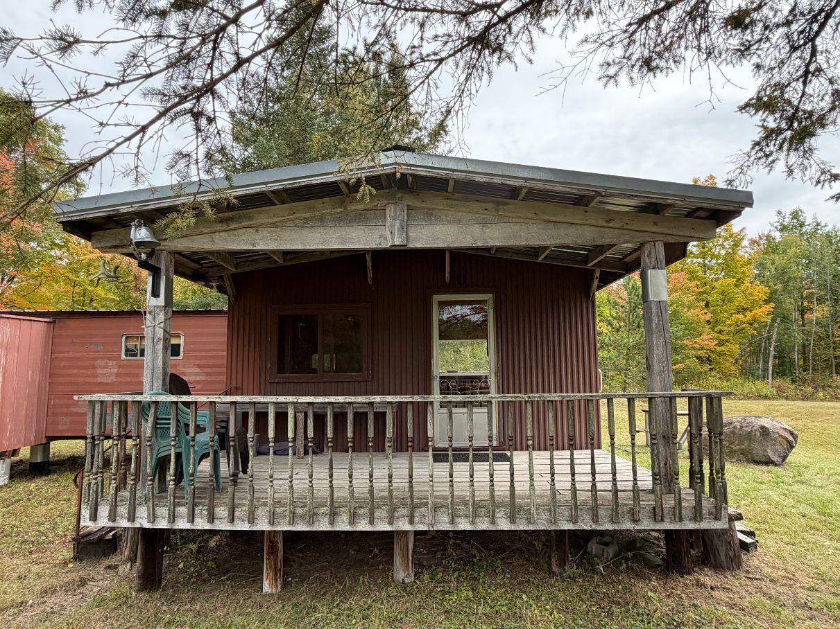 BUNKHOUSE