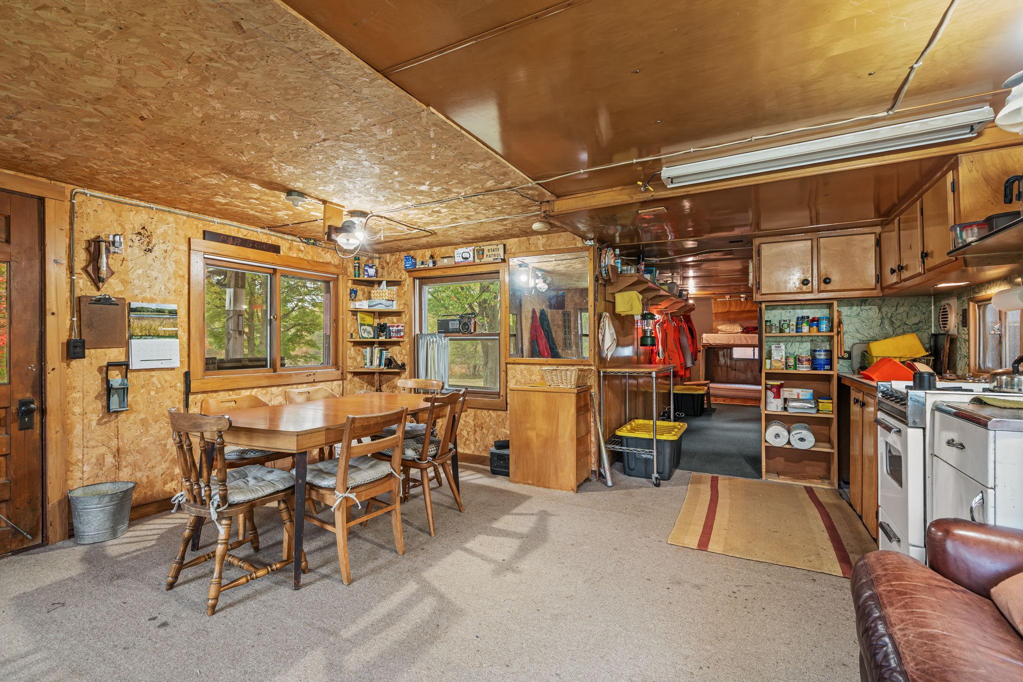 2-web-or-mls-62427-lower-tamarack-rd.jpg