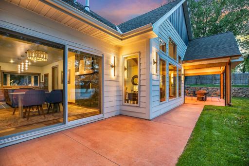 The lakeside exterior takes advantage of the amazing views seamlessly from inside to outside resort-like living.