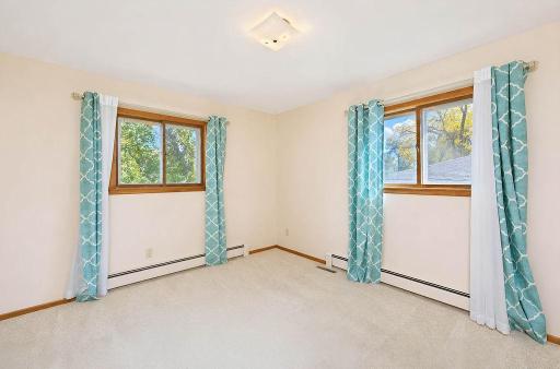 2844 NE Longfellow Road N, Fargo, ND 58102
