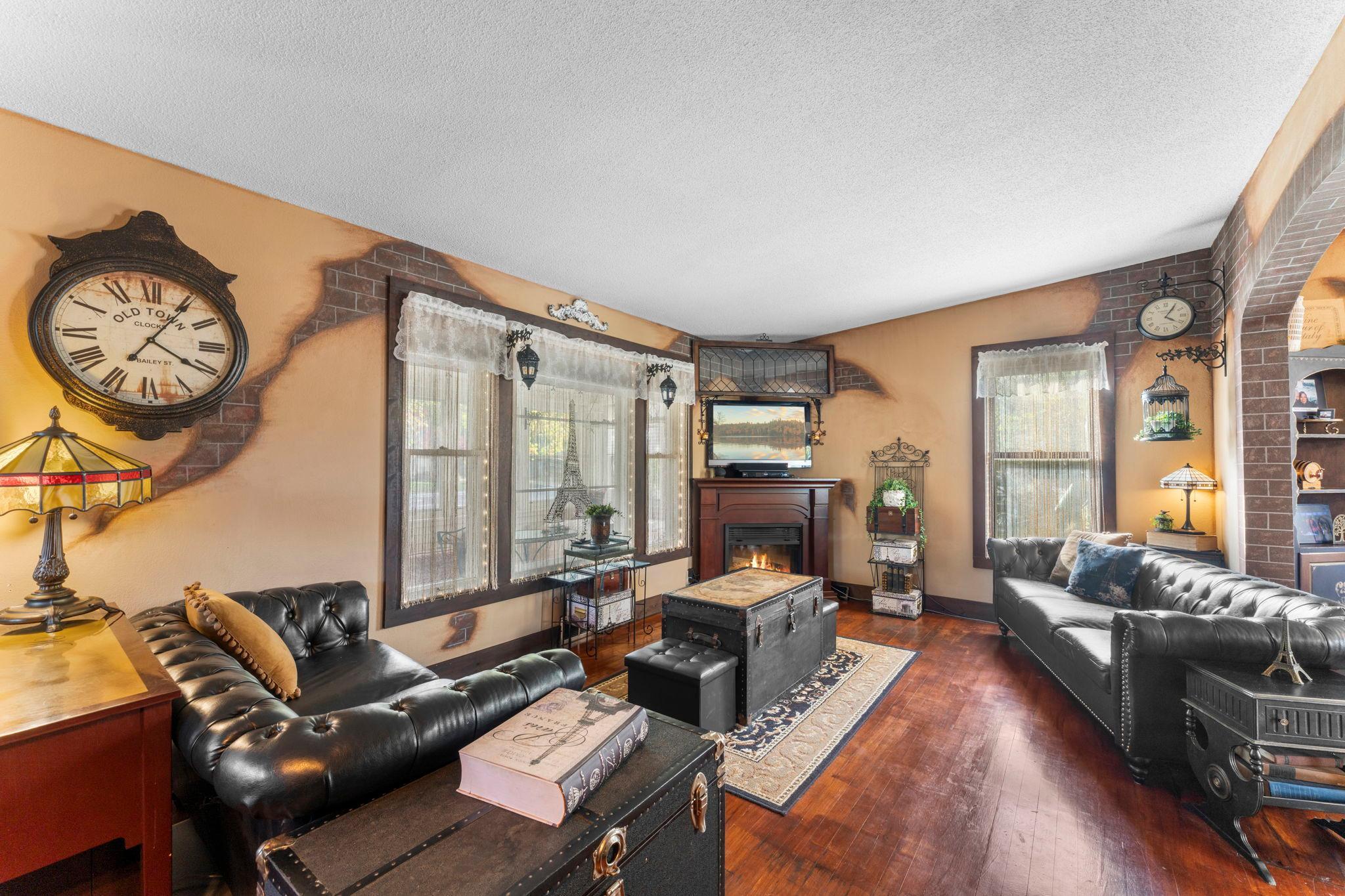 Spacious Living Room