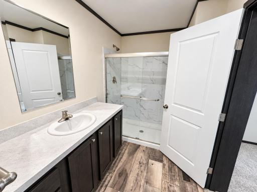 215 N Mckay Avenue, 13, Alexandria, MN 56308