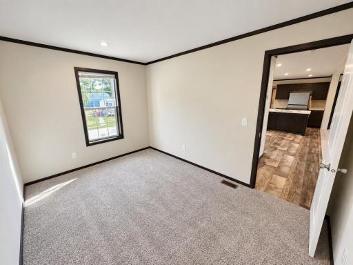 215 N Mckay Avenue, 13, Alexandria, MN 56308