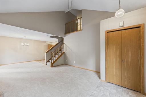 3617 Saint Francis Way, B, Eagan, MN 55123