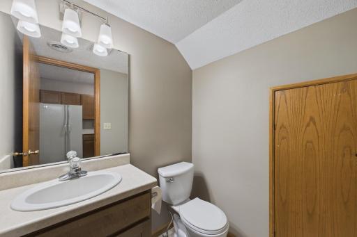 3617 Saint Francis Way, B, Eagan, MN 55123