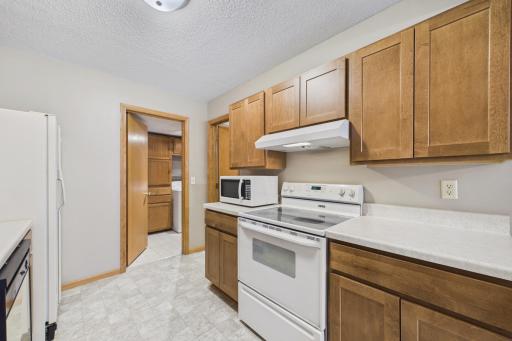 3617 Saint Francis Way, B, Eagan, MN 55123