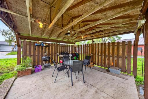623 Winona Street SE, Chatfield, MN 55923