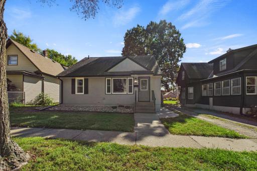 186 Hurley Street E, Saint Paul, MN 55118