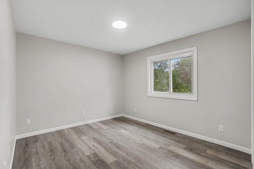 5315 Angeline Avenue N, Crystal, MN 55429