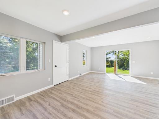 1255 40th Street SE, Murdock, MN 56271