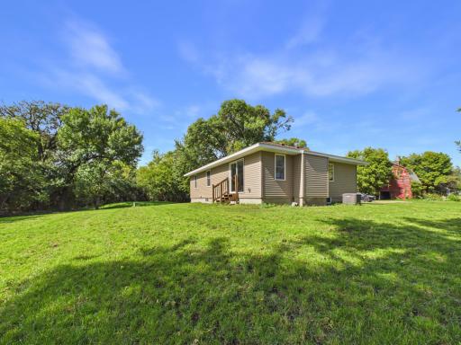 1255 40th Street SE, Murdock, MN 56271