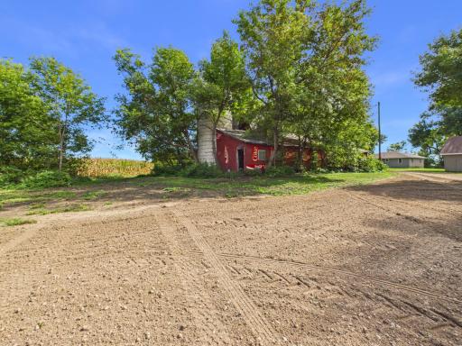 1255 40th Street SE, Murdock, MN 56271