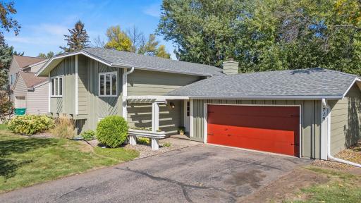 4-web-or-mls-1719 Cudd Circle Hudson-05.jpg