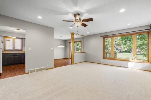 5-web-or-mls-1719 Cudd Circle Hudson-22.jpg