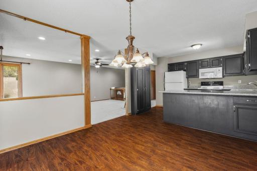9-web-or-mls-1719 Cudd Circle Hudson-25.jpg