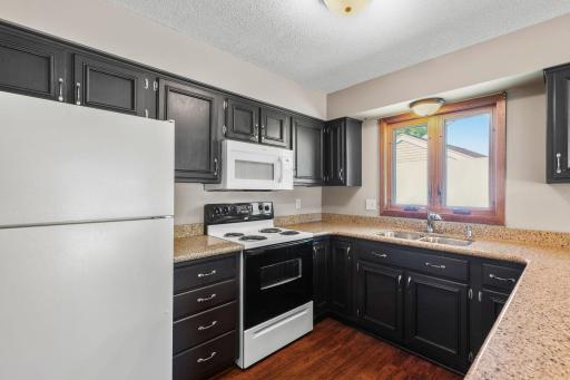 14-web-or-mls-1719 Cudd Circle Hudson-30.jpg