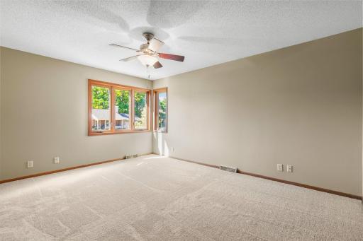 15-web-or-mls-1719 Cudd Circle Hudson-17.jpg