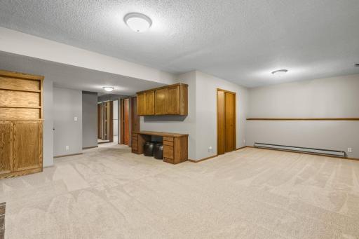 20-web-or-mls-1719 Cudd Circle Hudson-32.jpg