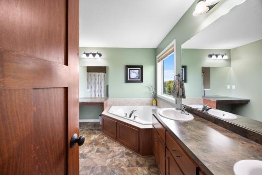17224 64th Place N, Maple Grove, MN 55311