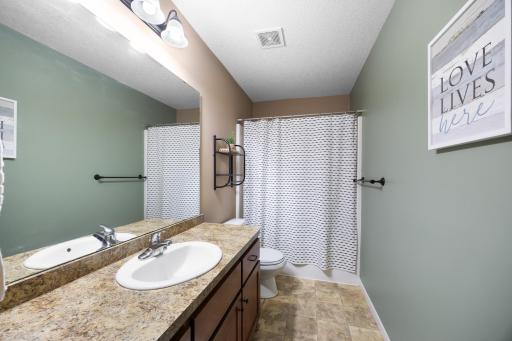 17224 64th Place N, Maple Grove, MN 55311