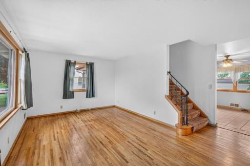 1750 Lark Avenue, Maplewood, MN 55109