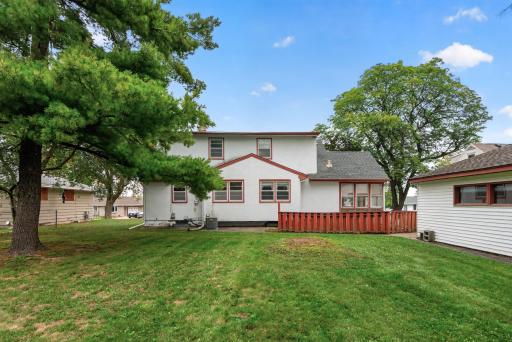 1750 Lark Avenue, Maplewood, MN 55109