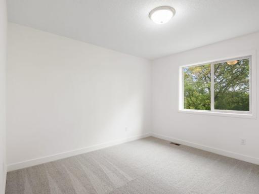 1320 136th Circle E, Rosemount, MN 55068