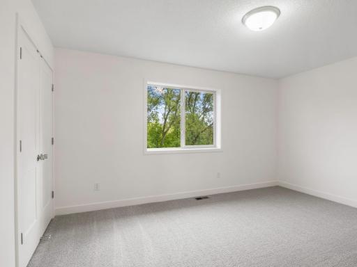 1320 136th Circle E, Rosemount, MN 55068