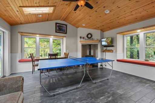 27499 W Twin Lake Drive, Pequot Lakes, MN 56472