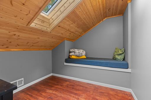 27499 W Twin Lake Drive, Pequot Lakes, MN 56472