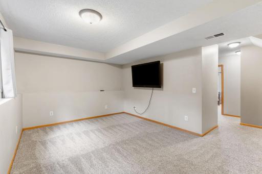 10470 169th Street W, Lakeville, MN 55044