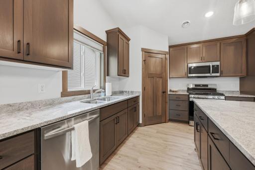 11742 Kings Lane SE, Becker, MN 55308