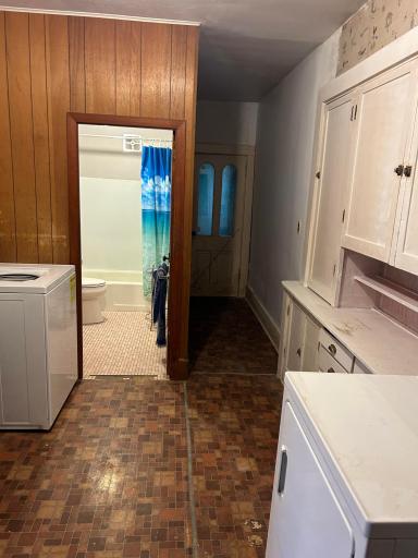 16827 Walden Ave pic 1h jpg.jpg
