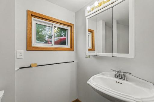 231 Longfellow Street NE, Fridley, MN 55432