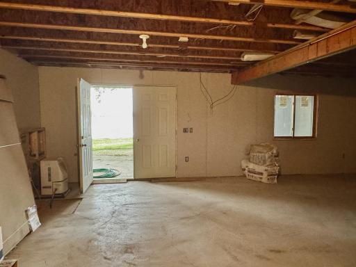 2486 Oliver Avenue SW, Cokato, MN 55321