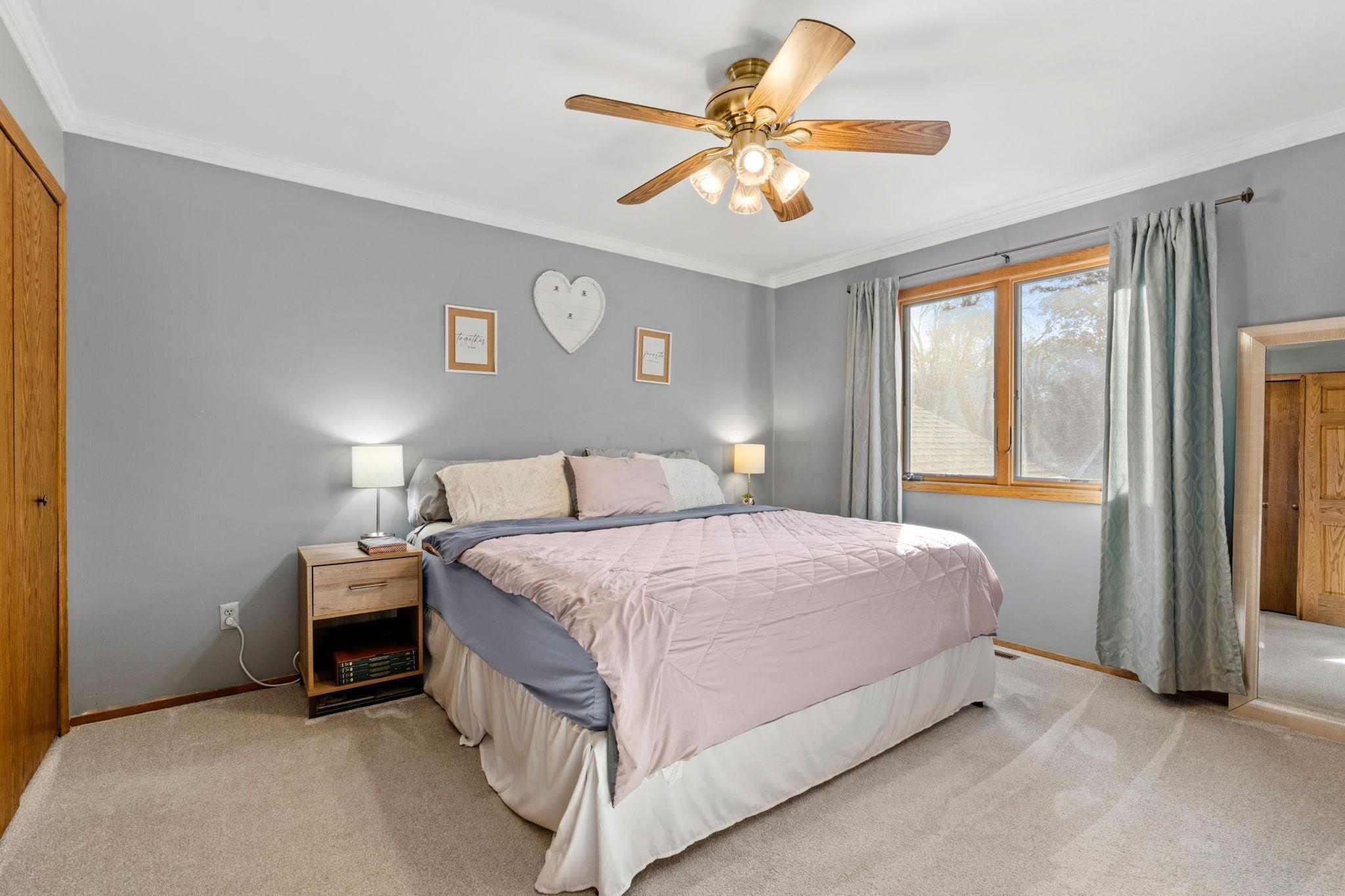 37-web-or-mls-6008 114th Ln N-37.jpg