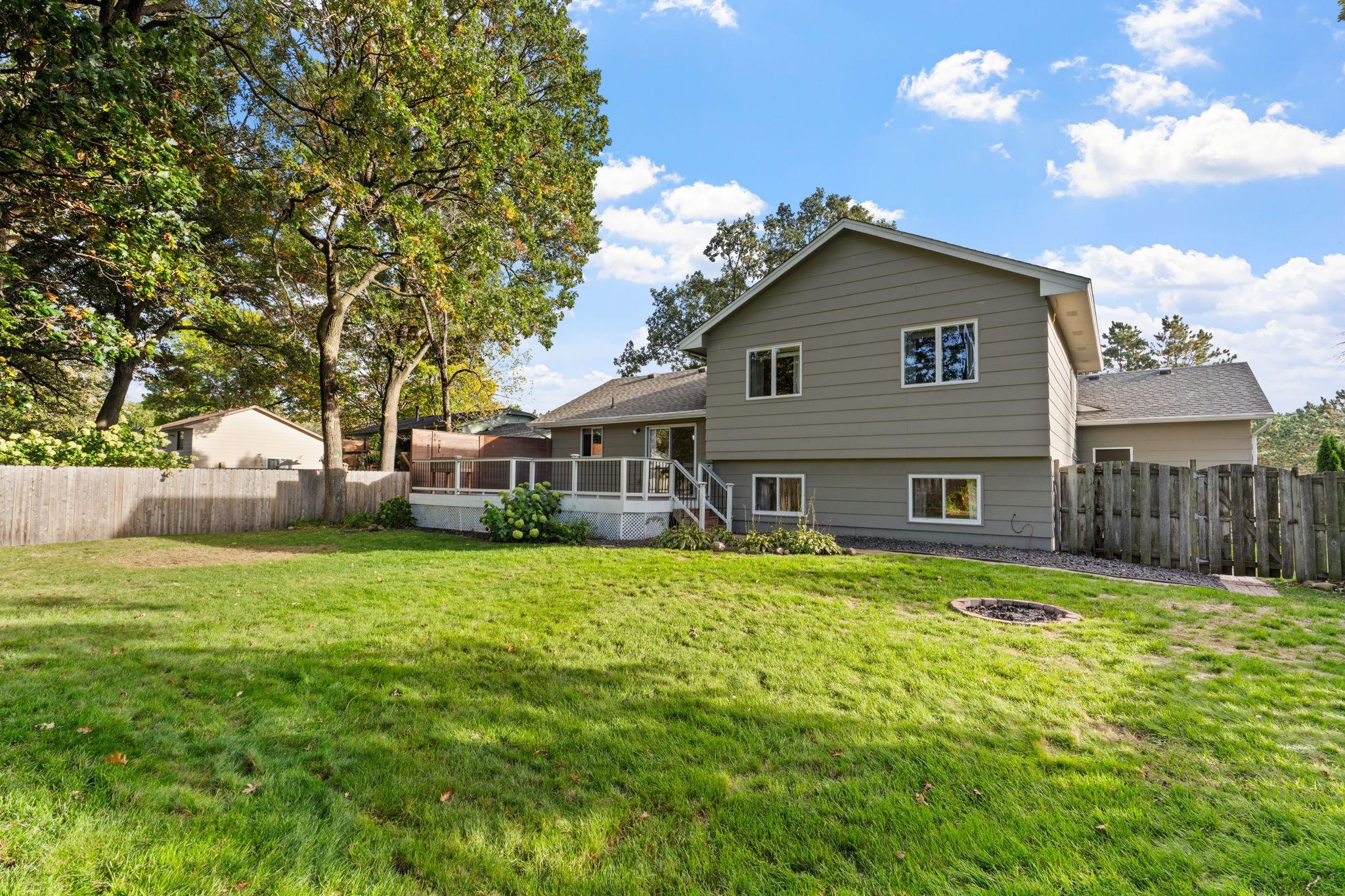 9-web-or-mls-6008 114th Ln N-9.jpg