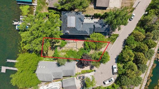 2809 Mckenzie Point Road, Minnetonka, MN 55391
