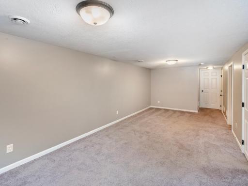 3512 34th Avenue S, Minneapolis, MN 55406