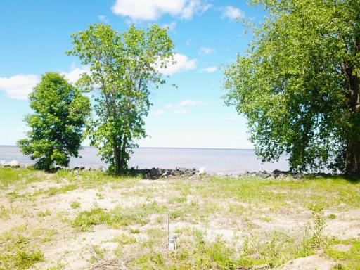 Property / Lake of the Woods