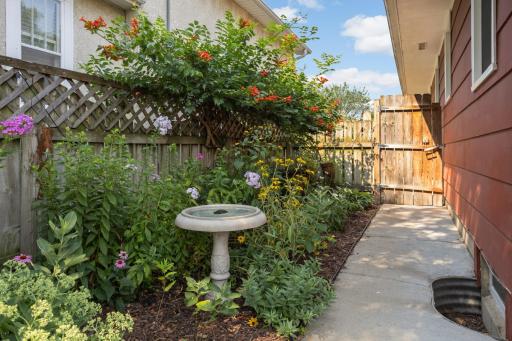 3740 Perry Avenue N, Robbinsdale, MN 55422