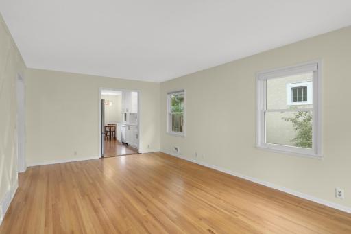 3740 Perry Avenue N, Robbinsdale, MN 55422